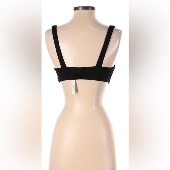 Madewell sports bra in the color black NWT SIZE M - Picture 2 of 3